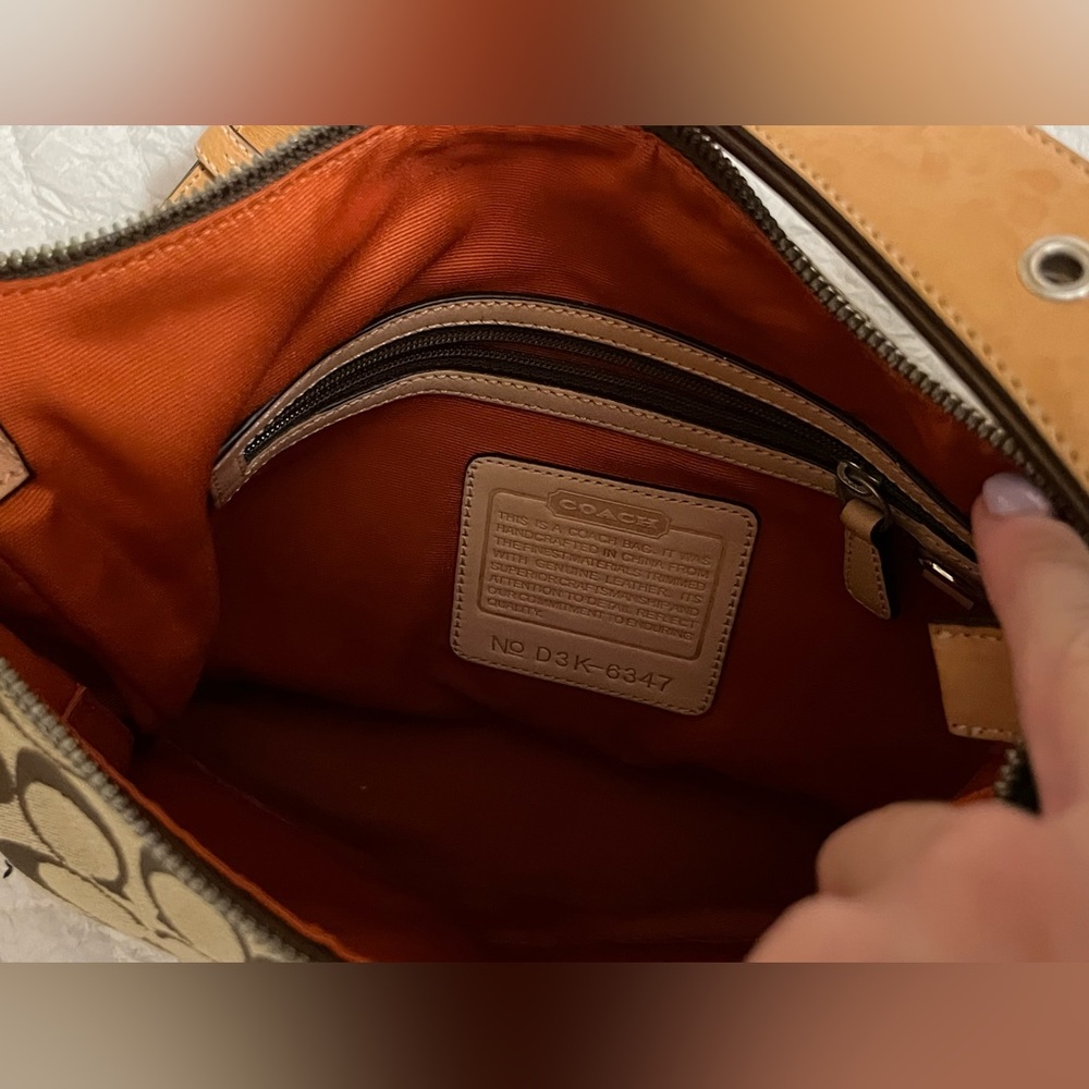 Coach Handbag - Picture 3 of 4